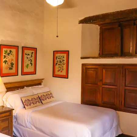 4cb4-1 Old Colonial House In The Historic Center With Pool Breakfast And Wifi Hotel